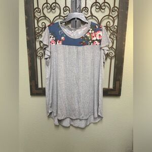 Acting Pro short sleeve grey/floral contrast tunic top